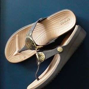 Crocs wedge sandals